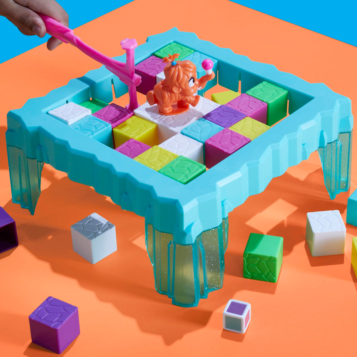 Hasbro Gaming Don’t Break The Ice Mammoth Edition Board Game | Ages 3 and Up | 2 to 4 Players | Preschool and Kids Games (Amazon Exclusive)