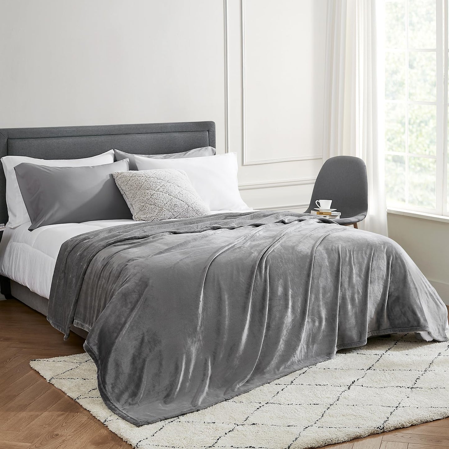Hansleep Twin Grey Fleece Blanket, Soft Flannel Bed Blanket